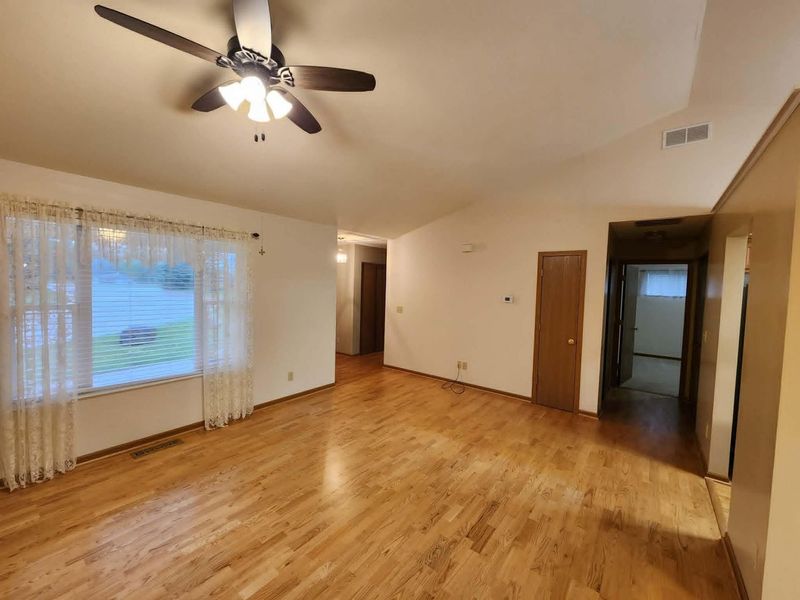 702 Fenview Drive, New Carlisle, OH 45344 Photo 19