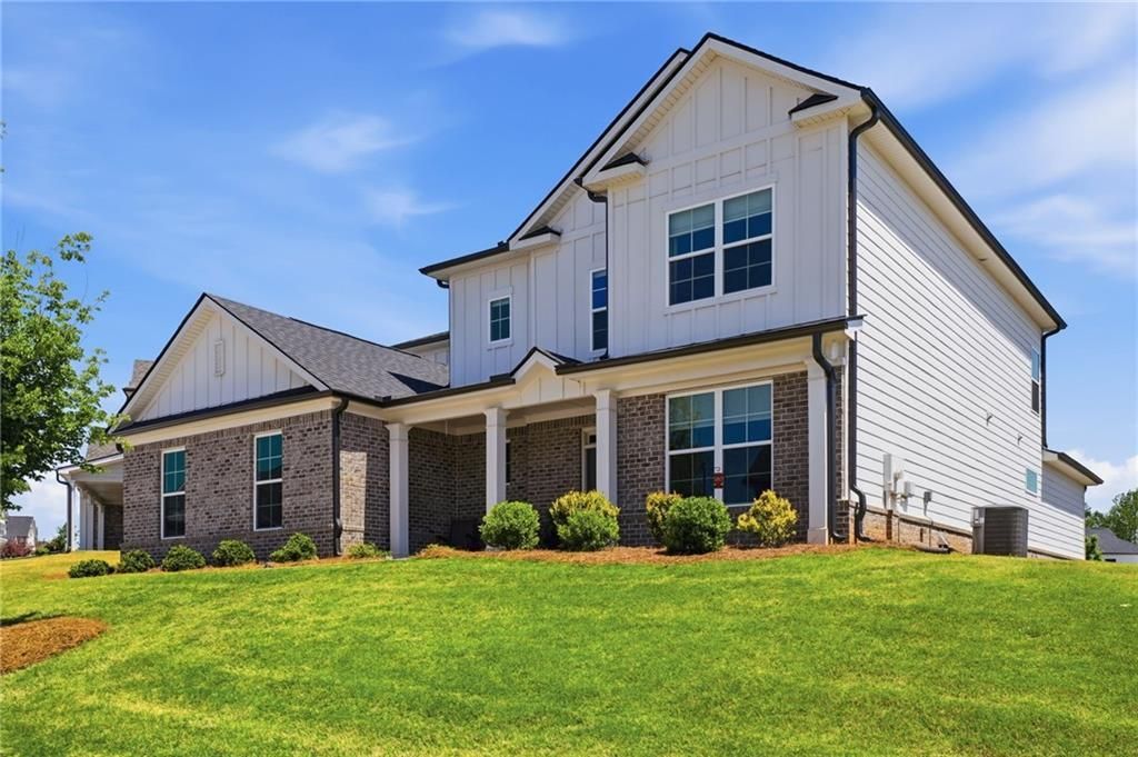 195 Carmichael Drive, Canton, GA 30115 Main Photo