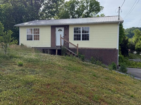955 Jersey Drive, Sevierville, TN 37862