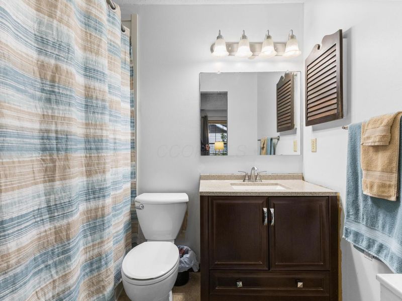 657 Governors Street , Delaware, OH 43015 Photo 18