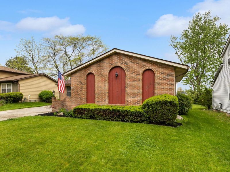 657 Governors Street , Delaware, OH 43015 Photo 2