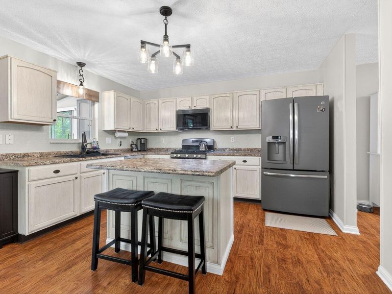 611 Norfolk Court, Pickerington, OH 43147 Photo 8