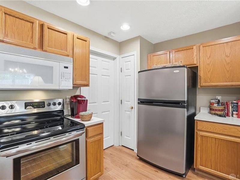 227 Broadleaf Circle, Unit 602, Miamisburg, OH 45342 Photo 16