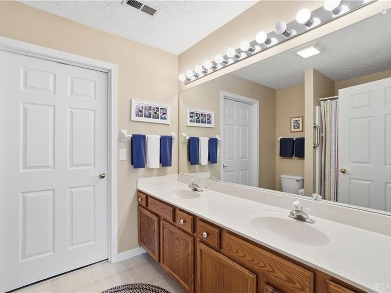 227 Broadleaf Circle, Unit 602, Miamisburg, OH 45342 Photo 22