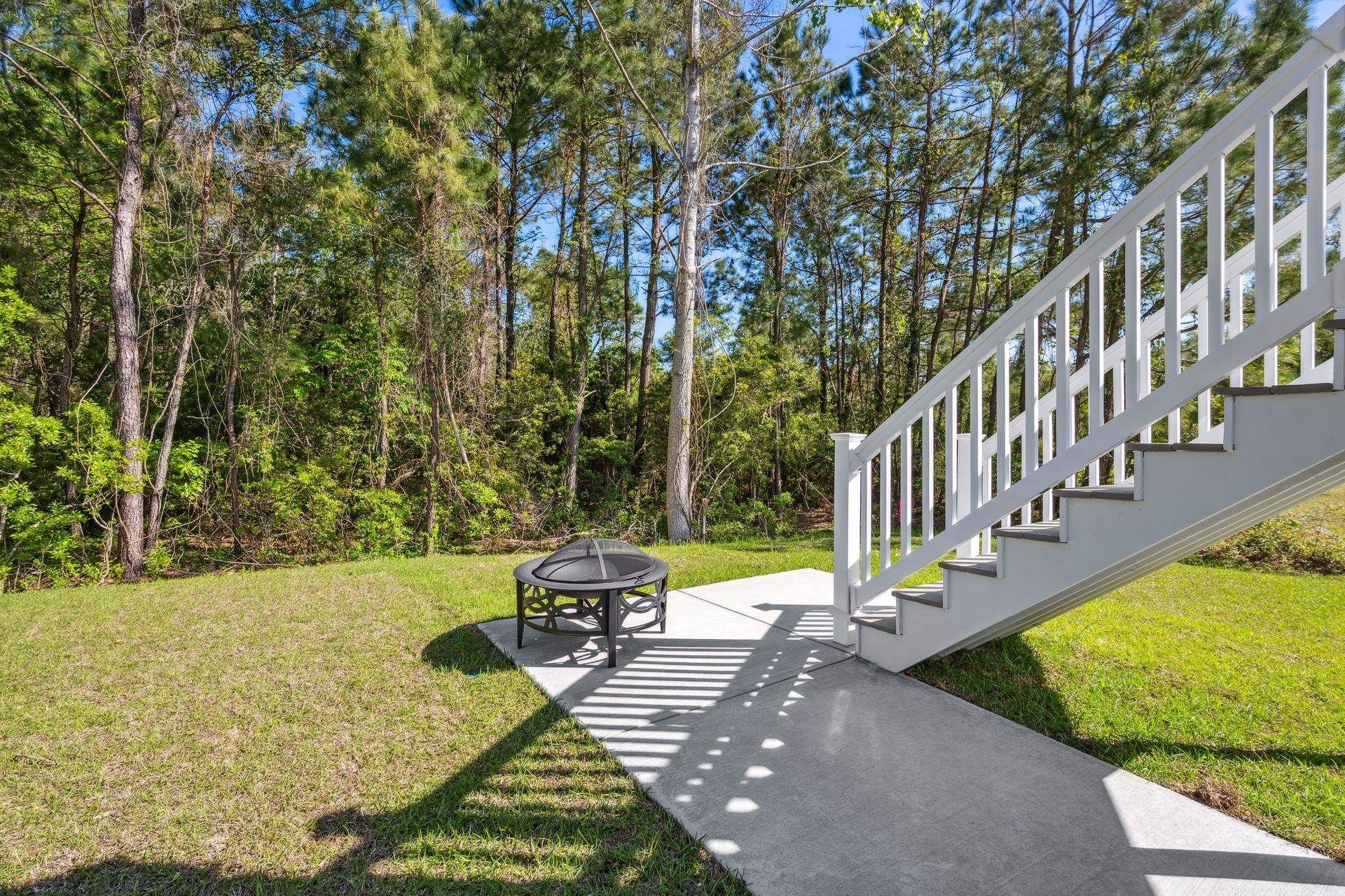 143 Litchfield Landing Photo 23
