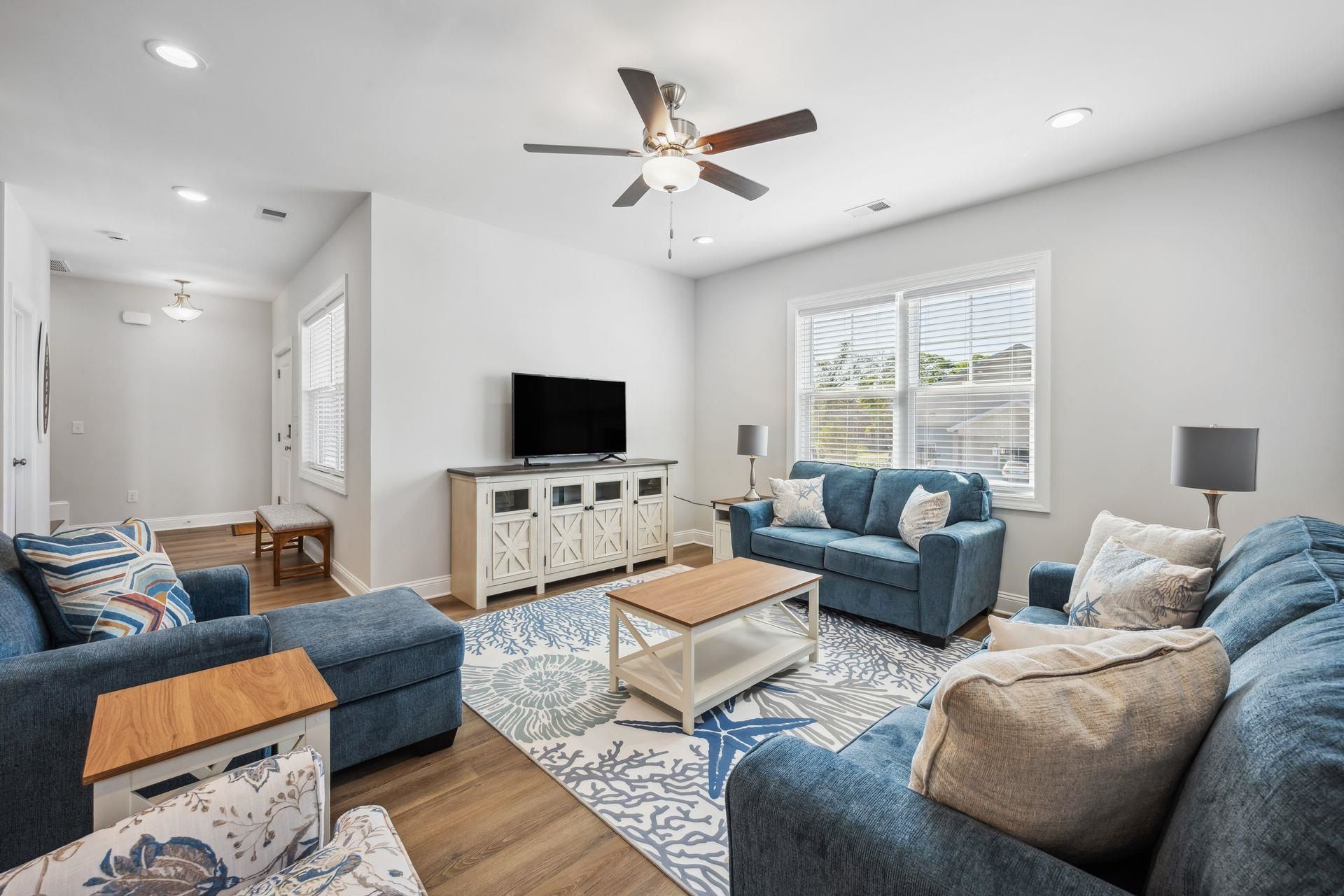 143 Litchfield Landing Photo 6