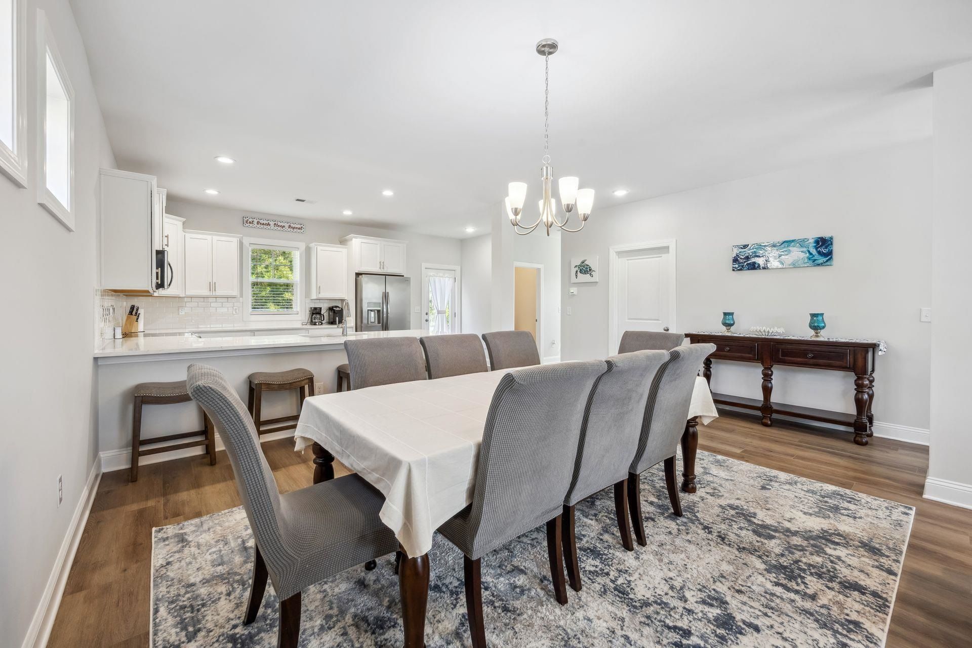 143 Litchfield Landing Photo 7