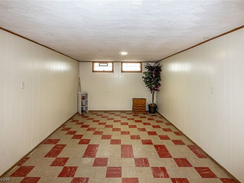 6833 Maplewood Road, Parma Heights, OH 44130 Photo 28