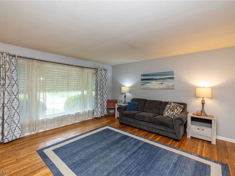 6833 Maplewood Road, Parma Heights, OH 44130 Photo 7