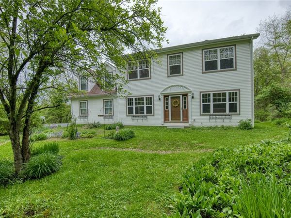 64 Shuster Rd , Gibsonia, PA 15044