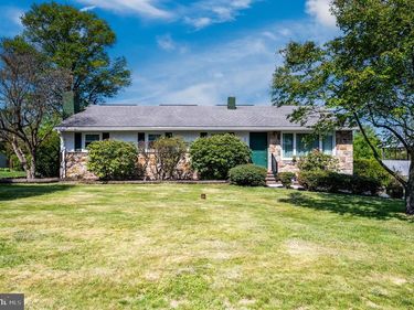 220 MAPLE SPRINGS DRIVE, BIRDSBORO, PA 19508