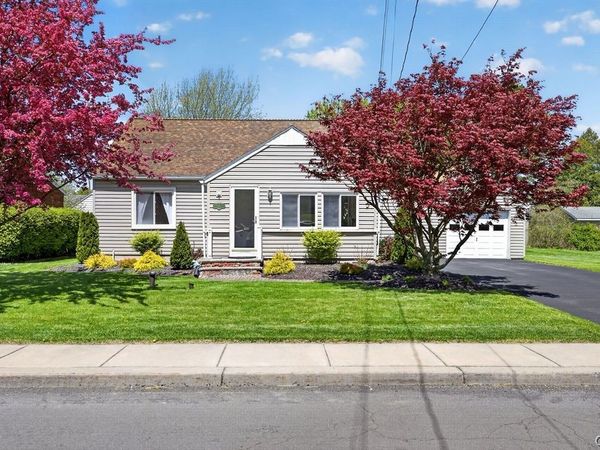 302 Bacon Street , Syracuse, NY 13209