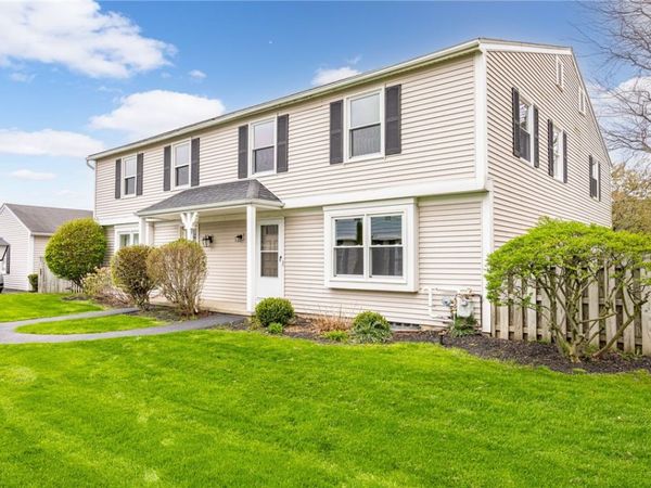 85 Springwood Drive , Webster, NY 14580