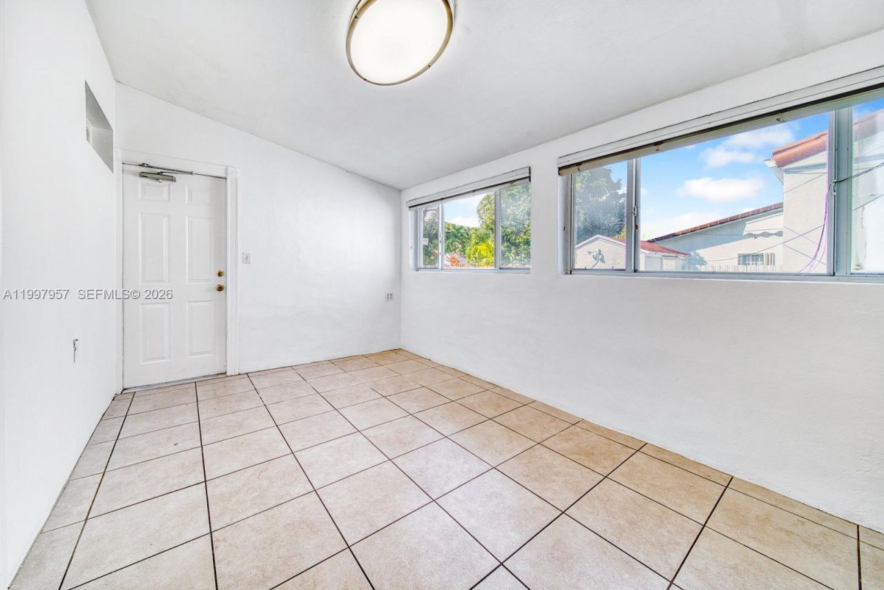 2171 SW 21st St, Miami, FL 33145 Photo