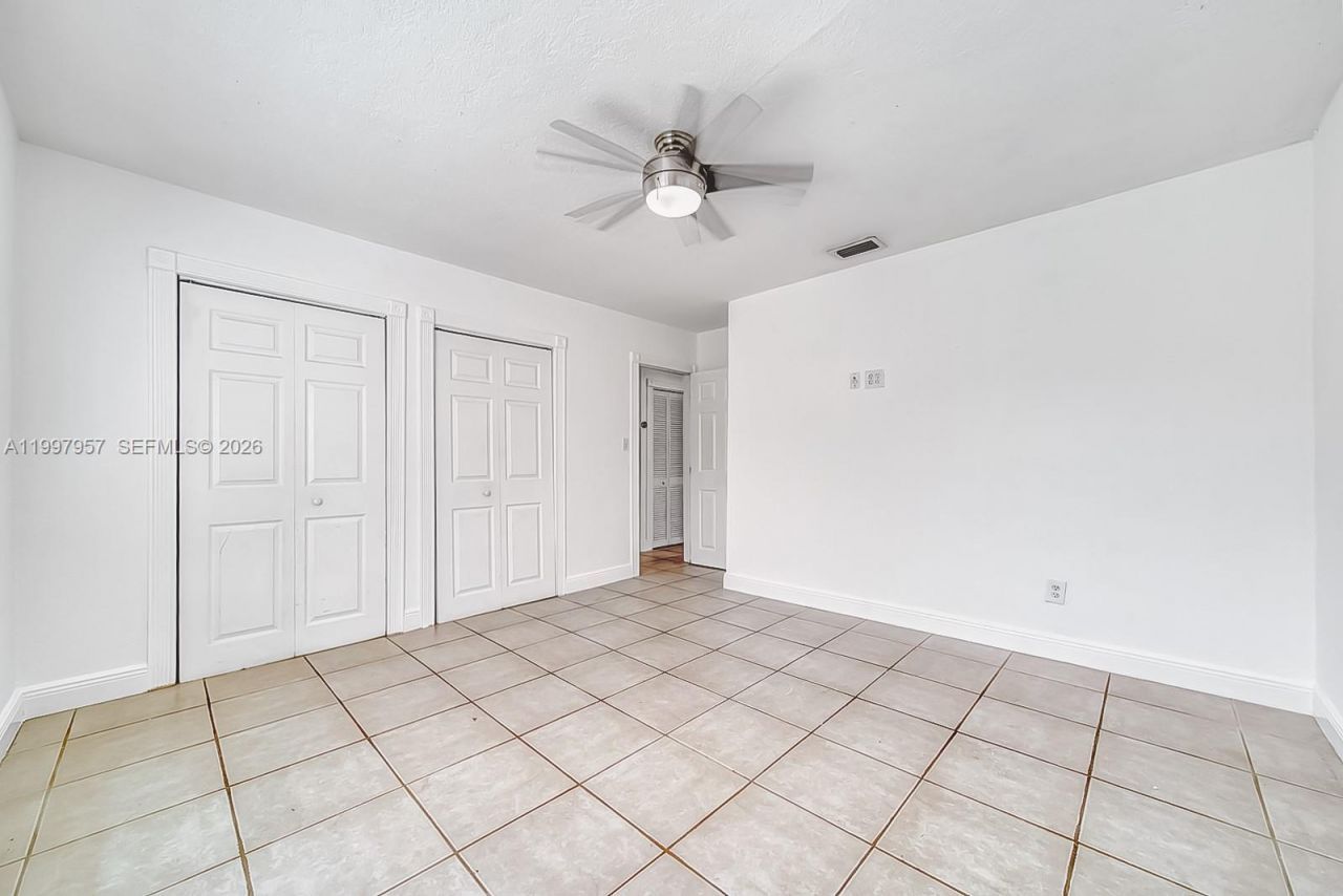 2171 SW 21st St, Miami, FL 33145 Photo