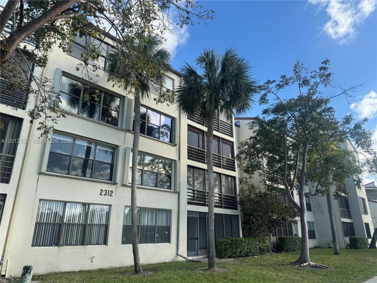 2312 S Cypress Bend Dr , Unit 107, Pompano Beach, FL 33069 Photo