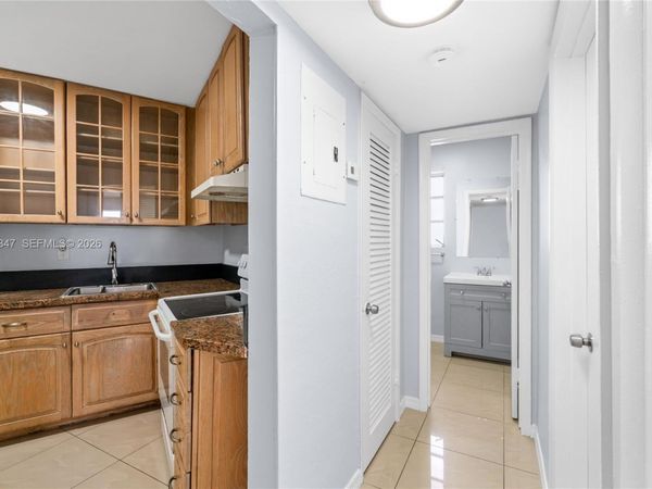 18638 NE 18th Ave , Unit 244, Miami, FL 33179