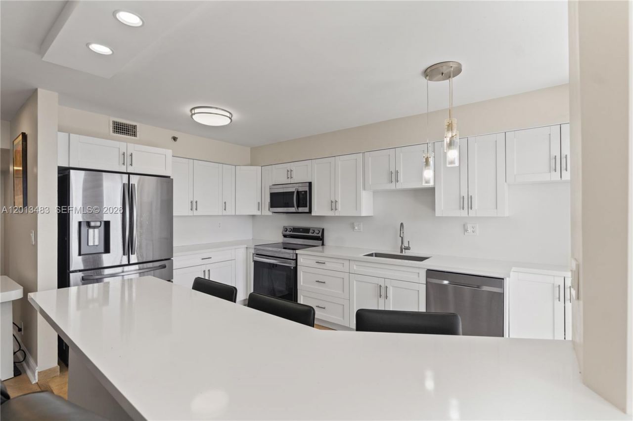 3600 Mystic Pointe Dr , Unit 1616, Aventura, FL 33180 Photo