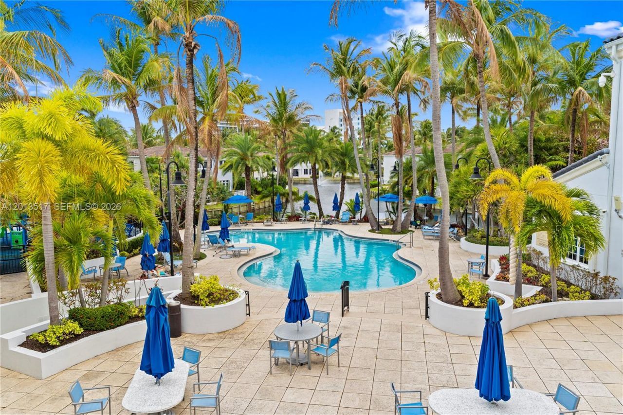 3188 NE 211th Ter , Aventura, FL 33180 Photo