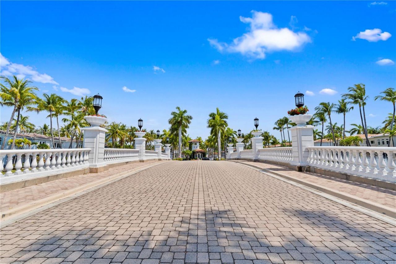 3188 NE 211th Ter , Aventura, FL 33180 Photo