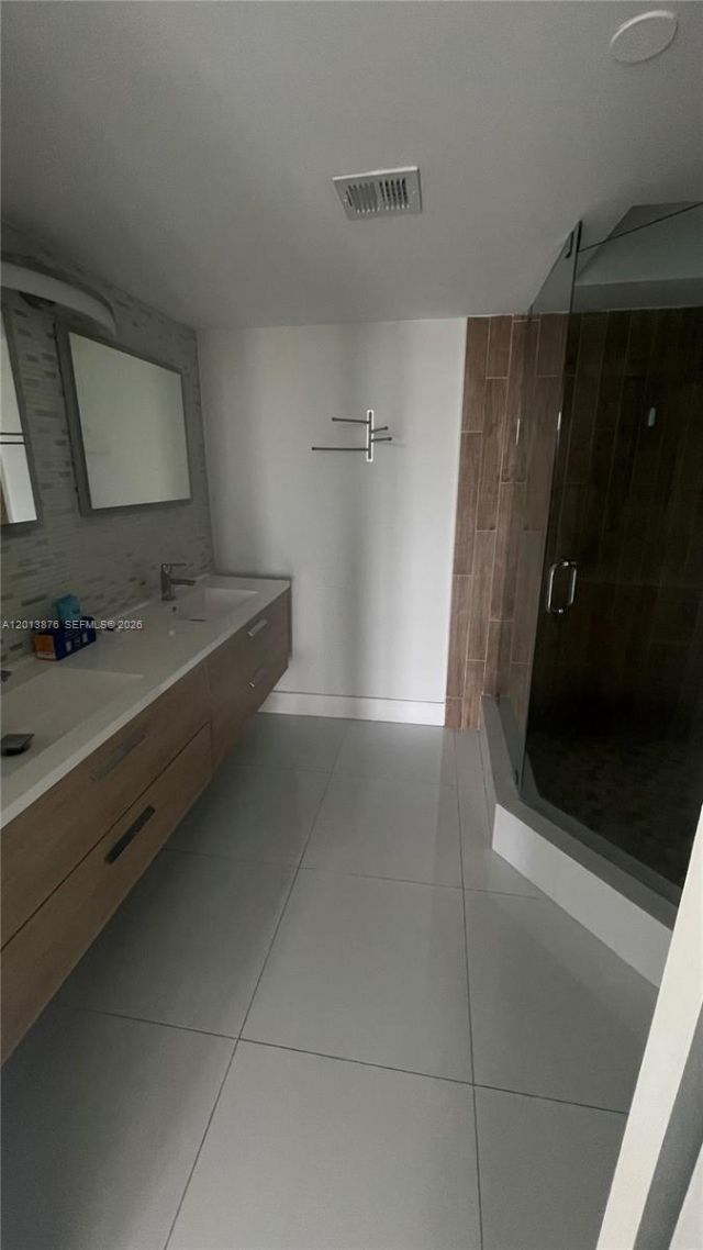 4000 Towerside Ter, Unit 1903, Miami, FL 33138 Photo