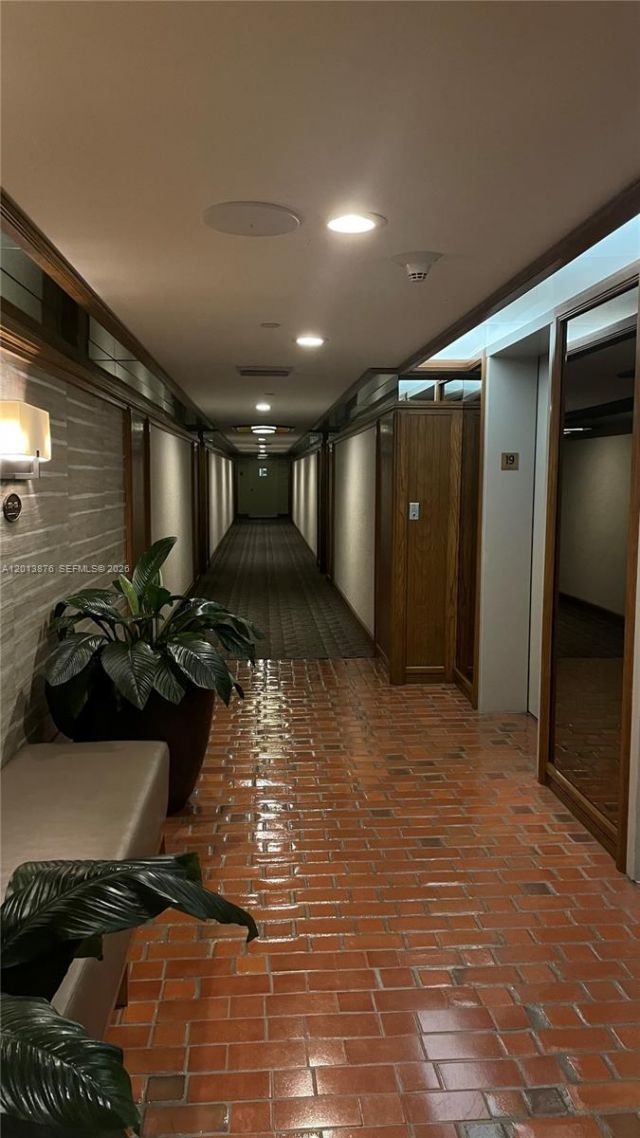 4000 Towerside Ter, Unit 1903, Miami, FL 33138 Photo