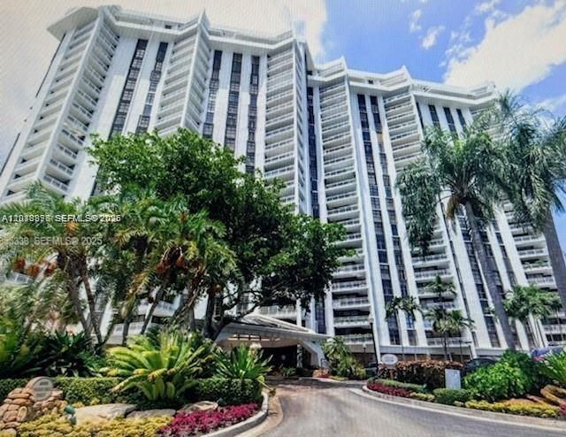4000 Towerside Ter, Unit 1903, Miami, FL 33138 Photo
