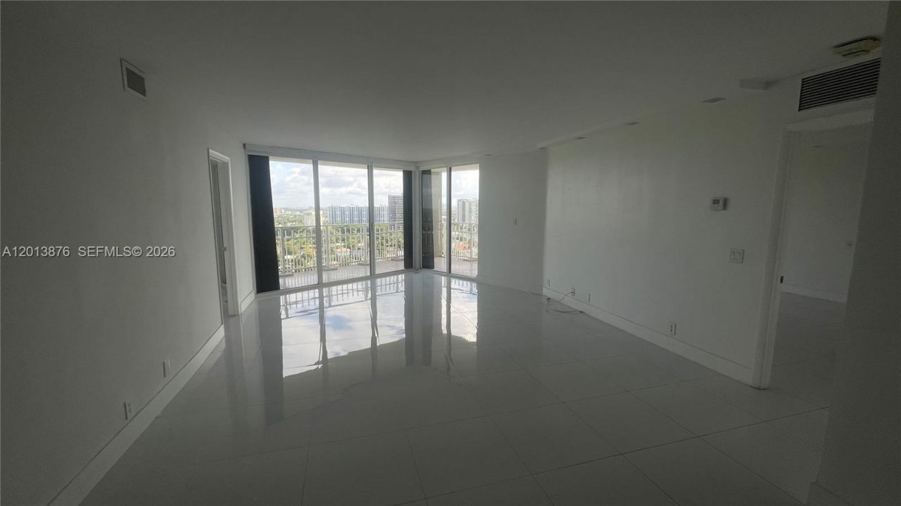 4000 Towerside Ter, Unit 1903, Miami, FL 33138 Photo