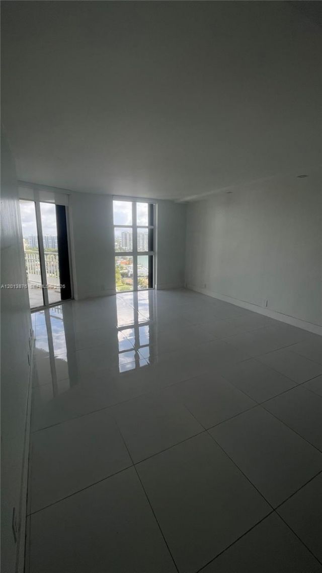 4000 Towerside Ter, Unit 1903, Miami, FL 33138 Photo