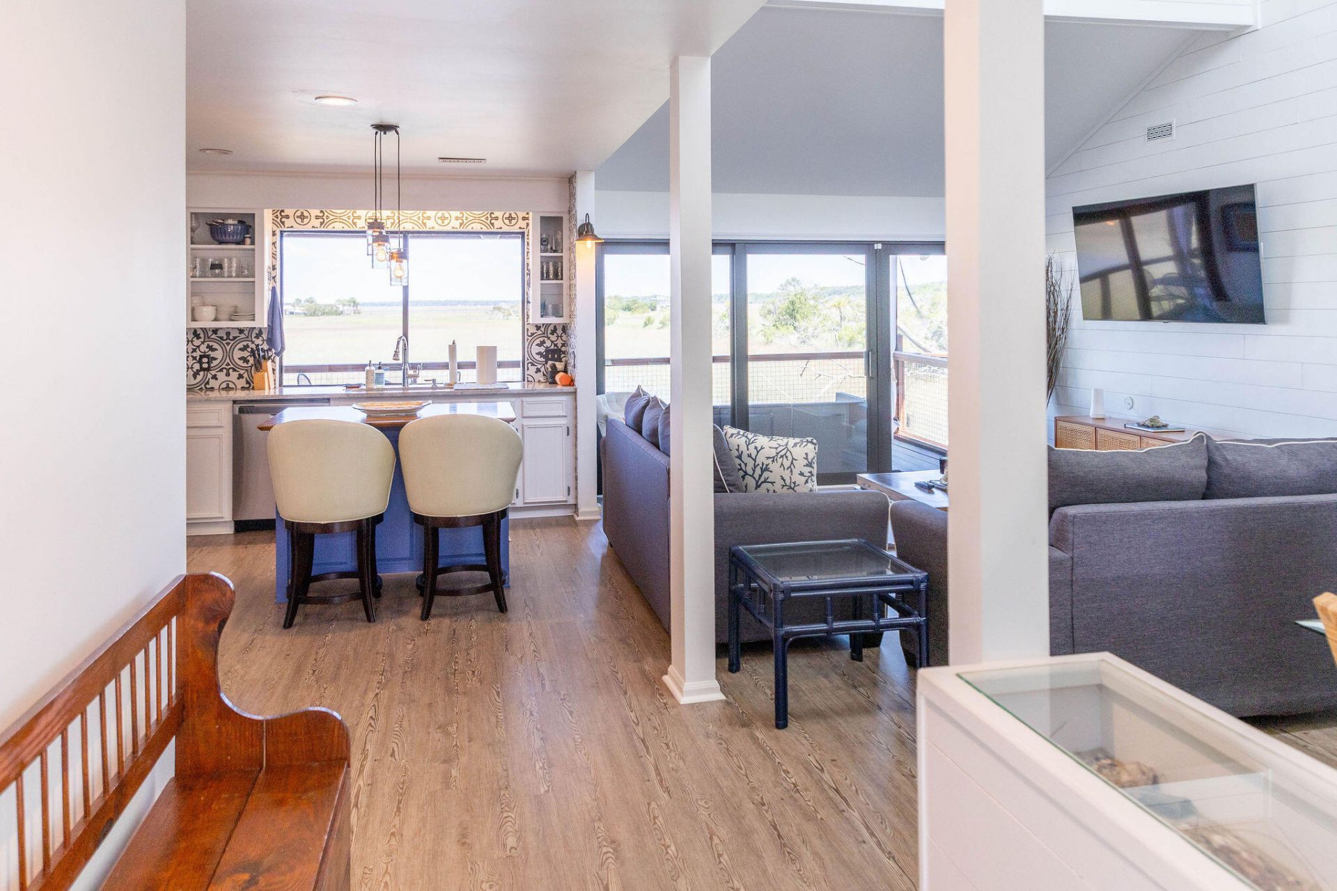 1205 Jungle Road Photo 9