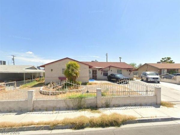 1301 Madison Avenue , Las Vegas, NV 89106