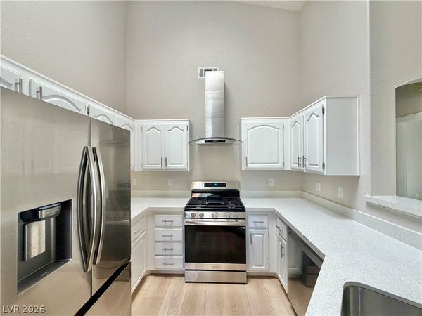 3320 S Fort Apache Road , Unit 223, Las Vegas, NV 89117