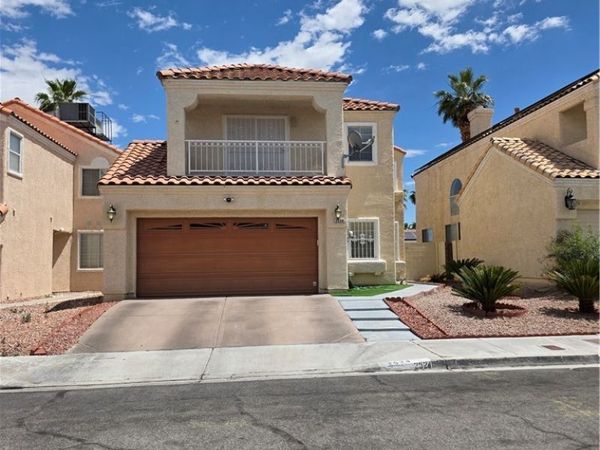 2524 Silver Shadow Drive , Las Vegas, NV 89108