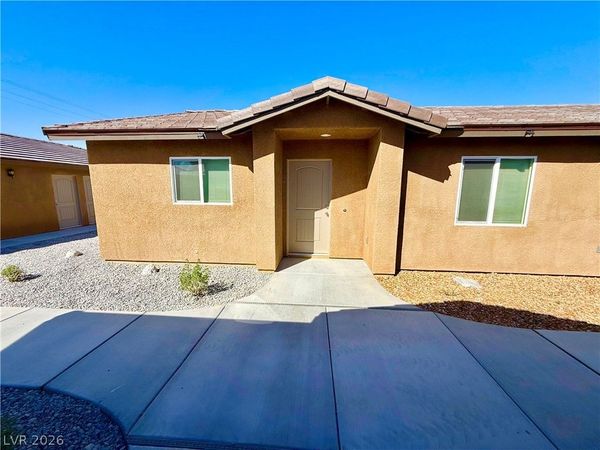 1080 S Potro Avenue , Unit 1, Pahrump, NV 89048