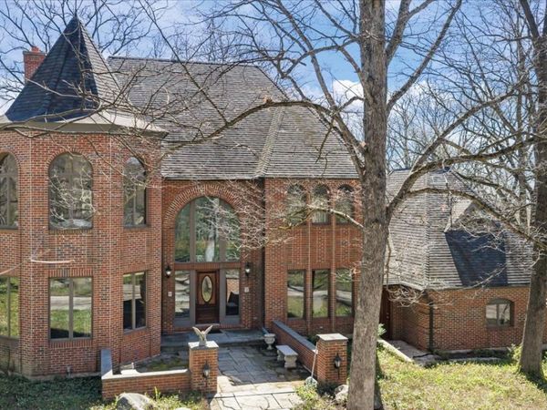 3N221 Springwood Lane , Elburn, IL 60119