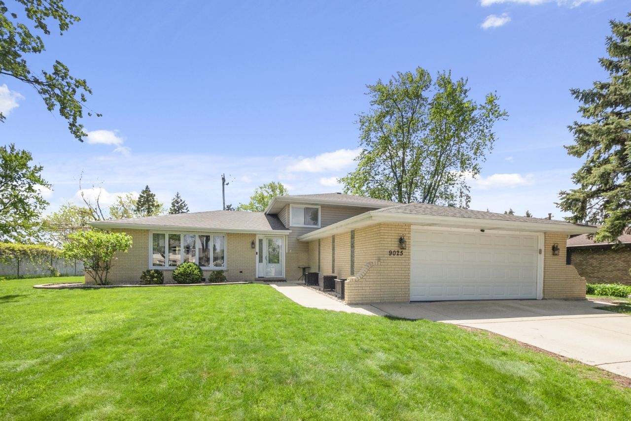 9025 Kathy Court, Orland Park, IL 60462 Main Photo
