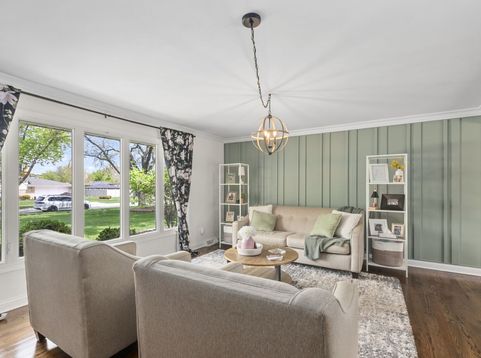 Main Photo