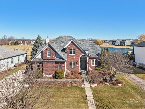 3534 Hidden Fawn Drive, Elgin, IL 60124