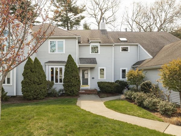 26 Bay Farm Rd, Unit 26, Duxbury, MA 02332