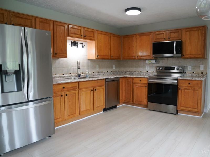 1284 Clarawill Drive, Loveland, OH 45140 Photo 17