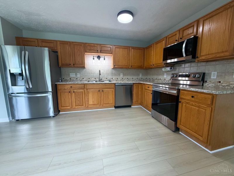 1284 Clarawill Drive, Loveland, OH 45140 Photo 20
