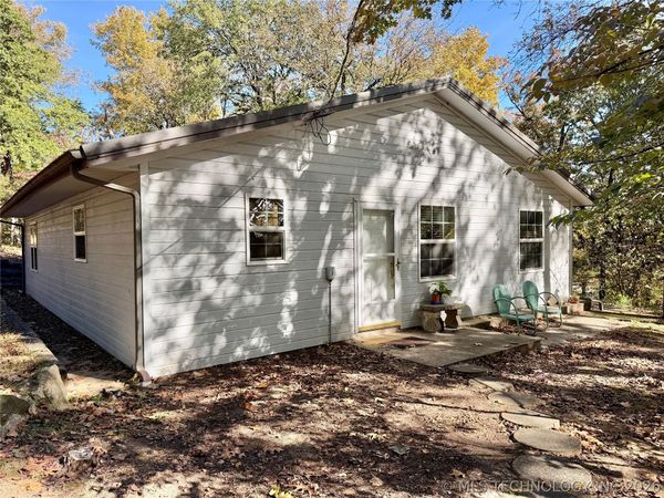 425671 E 1168 Road , Eufaula, OK 74432
