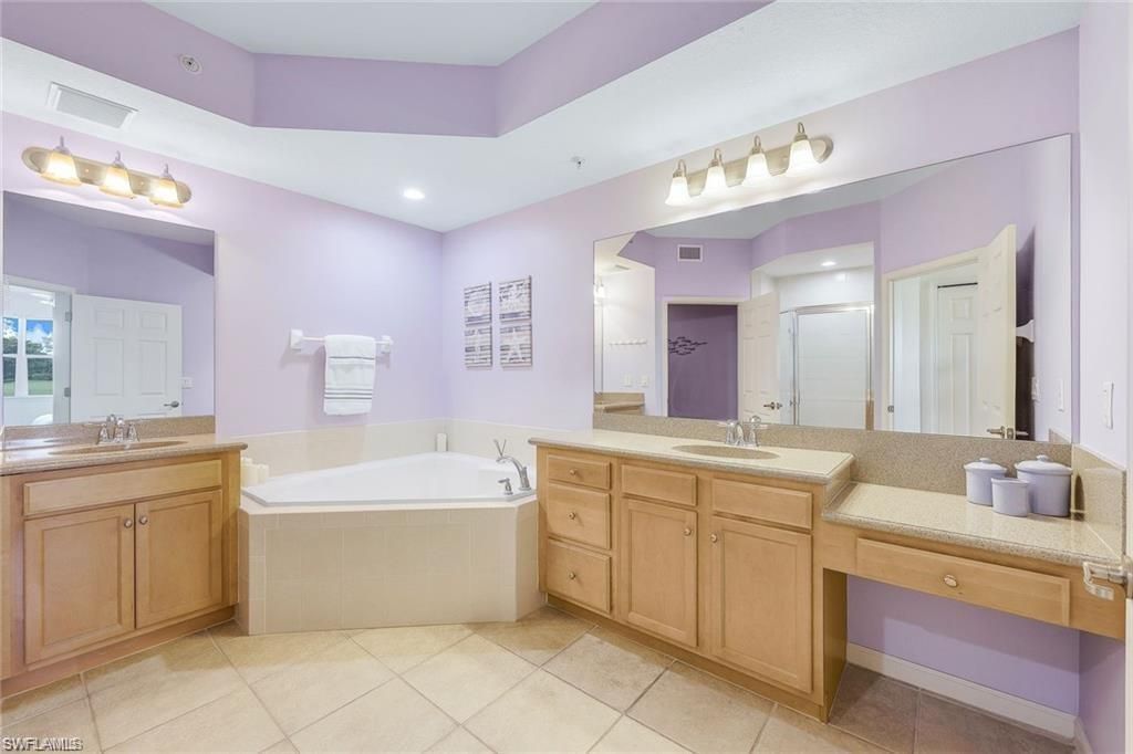 9525 Ironstone Ter, Unit 102, Naples, FL 34120 Photo