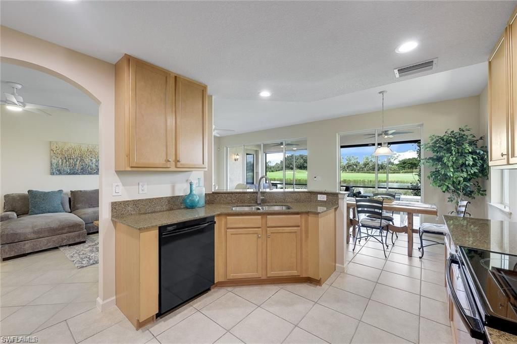 9525 Ironstone Ter, Unit 102, Naples, FL 34120 Photo