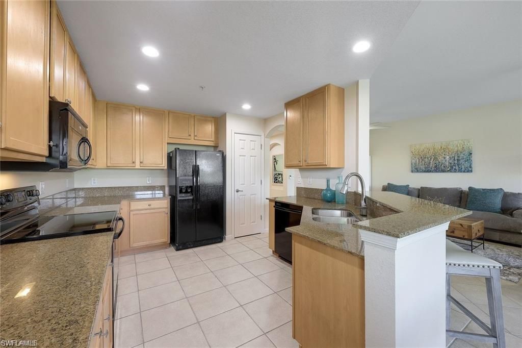 9525 Ironstone Ter, Unit 102, Naples, FL 34120 Photo
