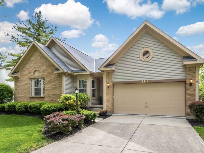 6219 Wynford Drive , Dublin, OH 43016 Photo 2