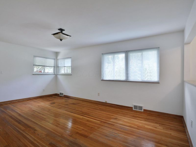 4405 Rosemary Parkway, Columbus, OH 43214 Photo 5