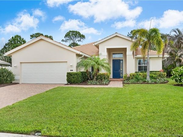 483 NW Windflower Terrace, Jensen Beach, FL 34957