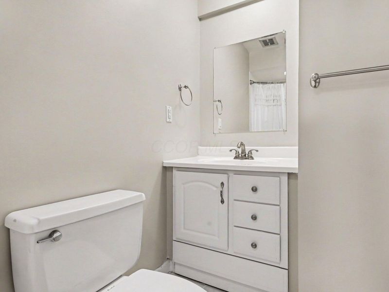 3600 Reed Road , Unit 18, Columbus, OH 43220 Photo 16