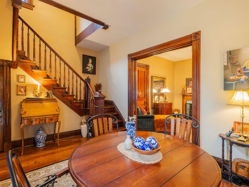 1718 Greenup Street, Covington, KY 41011 Photo 2